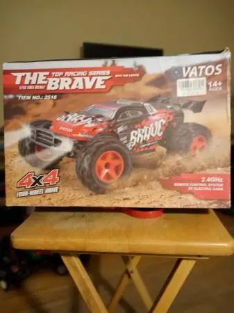 R C VATOS TOP RACING SERIES 1/12 FULL SCALE 4X4 TRUCK THE BRAVE