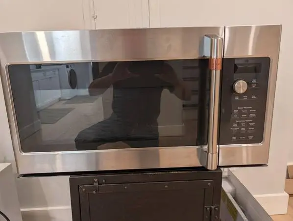 GE Café’ Over-the-Range Microwave 2.1 cu. ft. Oven