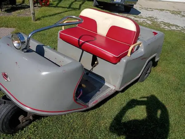 1967 VIBO golf cart