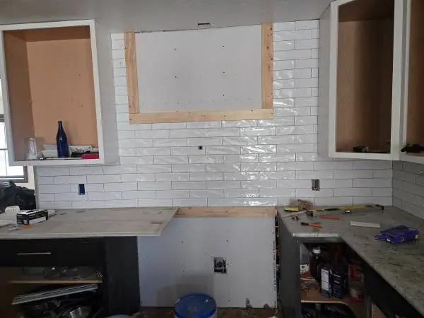 Backsplash specialist