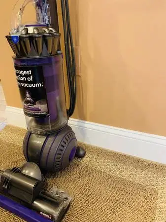 Dyson UP20 Animal 2 Upright Vacuum / Low use