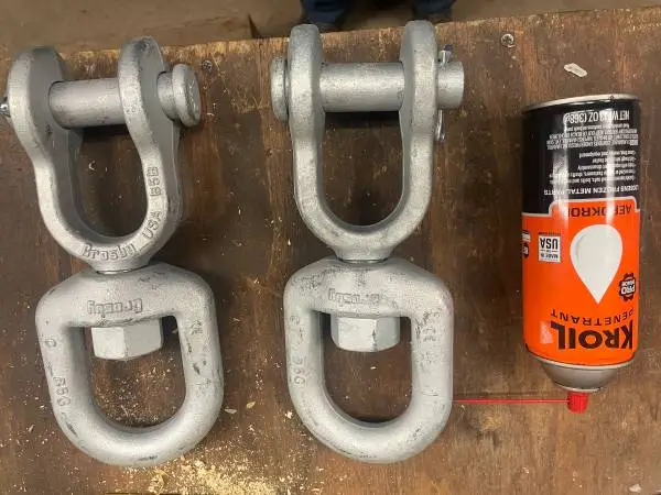 Crosby shackle