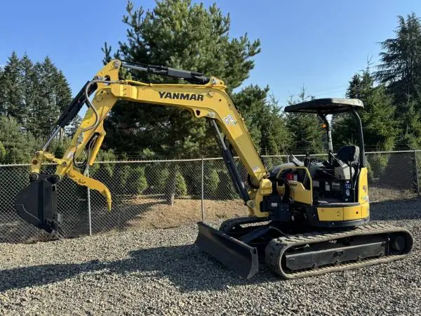 Yanmar VIO45 Excavator - 10K LB - Hydraulic Thumb - Diesel