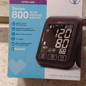 CVSHealth Series 800 Upper Arm Blood Pressure Monitor  NEW IN BOX