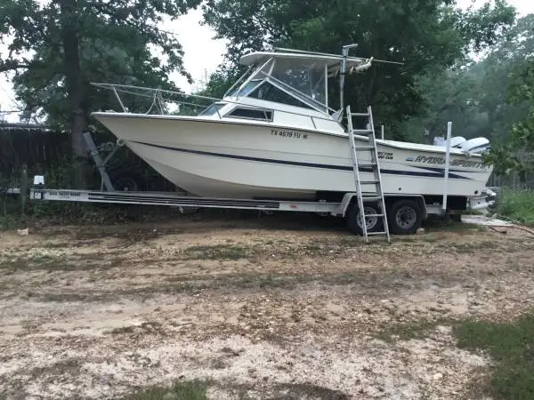 Boat Hydra sports 25ft 2Eng 150 Hp Take a Offer