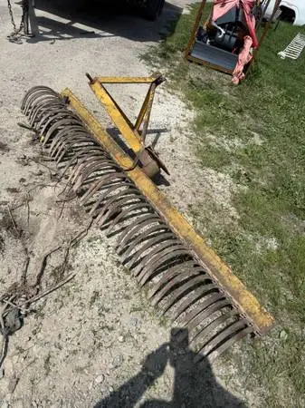 8ft York Rake