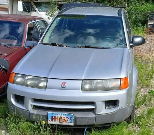 USED SATURN VUE FOR PARTS MFD 06/02
