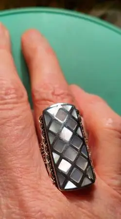 .925 Silver Harlequin Mother of Pearl Marcasite Long Scallop Edge Ring