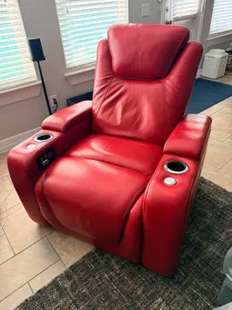 Red Electric Recliner Chair from Seatcraft