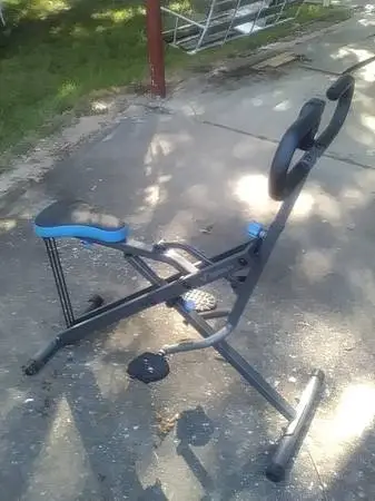 MERACH EXCERCISE MACHINE