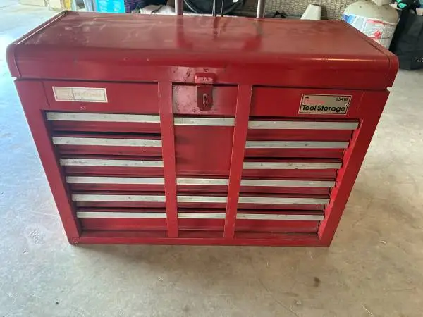 Craftsman 10 Drawer Tool Chest with Tools Very Good Condition