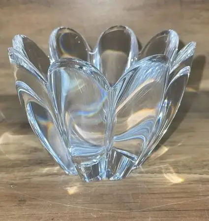 Orrefors Sweden Art Glass Clear Crystal Mayflower Flower Signed Bowl