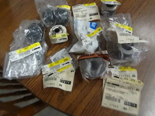 1982/93 Chevrolet Impala-Caprice NOS body bushings