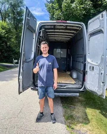 JUNK REMOVAL FAIR PRICE • MOVING • DELIVERIES – FAST FRIENDLY