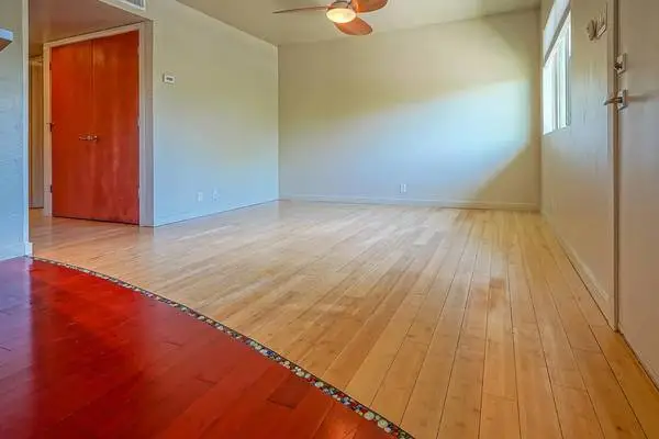 Look & Lease Special!! $500 off Move in costs!! Tour Today :)