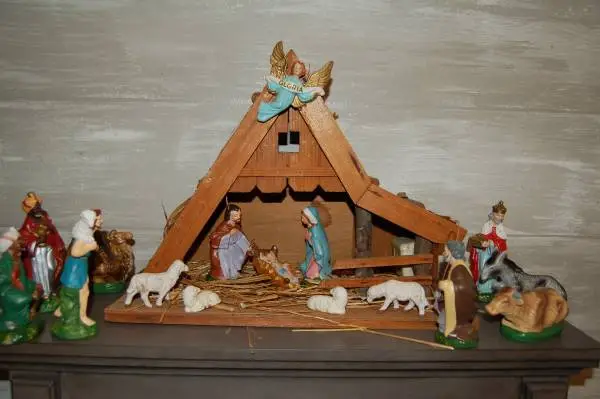 Nativity Set/1940s