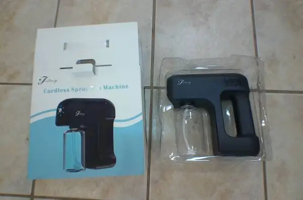 Cordless spray tan machine