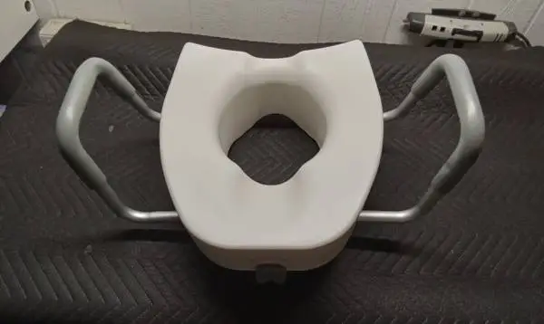 New Drive Raised Toilet Seat