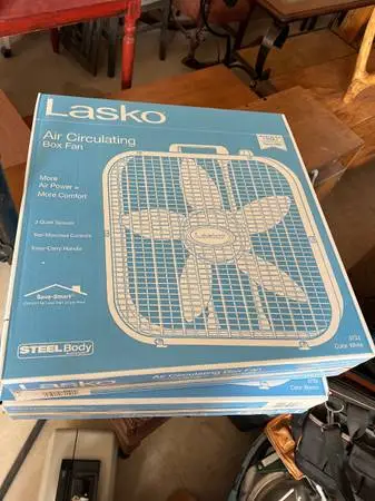 NEW Box Fan