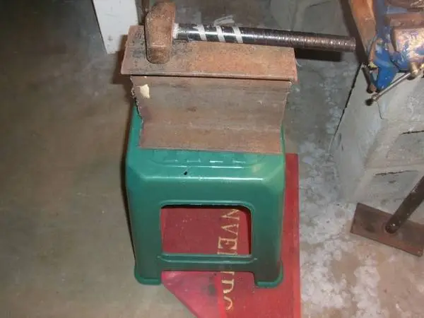 ANVIL/HAMMER  RAIL ROAD TIE  OLD SCHOOL-- make offer