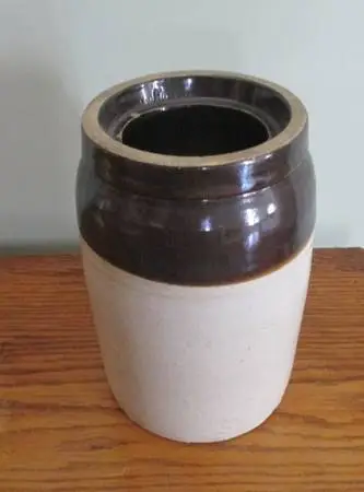 WAX SEALER CROCK   4.5 wide x 8 tall -