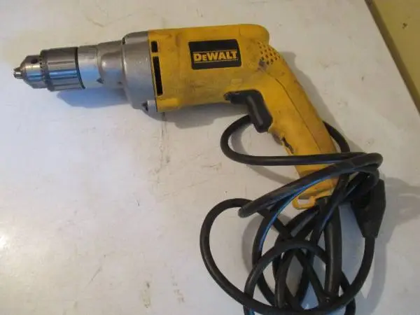 Dewalt 1/2 inch drive Drill