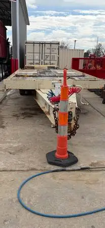 Trail King Trailer 2005