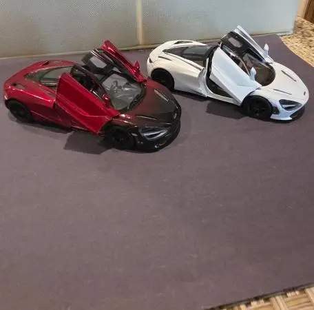 Hot Wheels -Mini Bikes- Monster Truck Farm Trucks