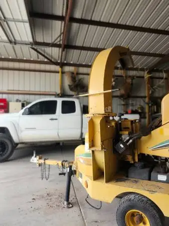 Vermeer wood chipper