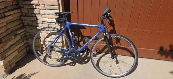 Trek 5000 carbon road bike