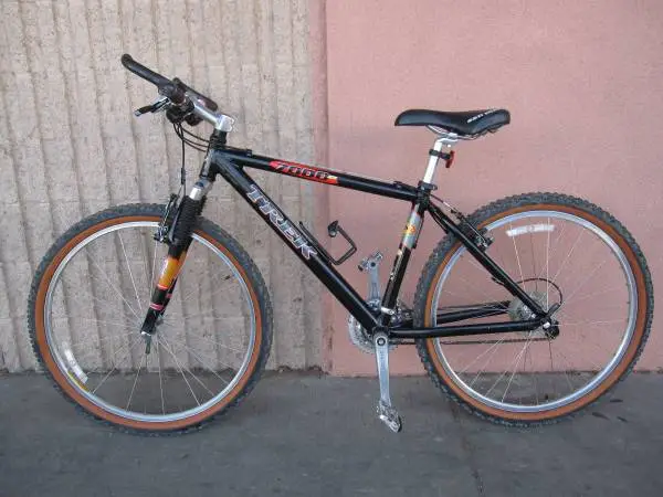 Trek 7000 ZX mountain bike (16.5 frame)
