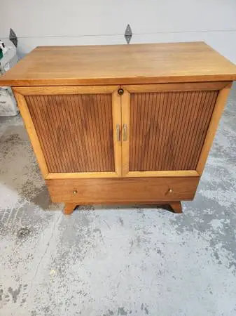 Lane Cedar Chest -Vintage 1950s very clean