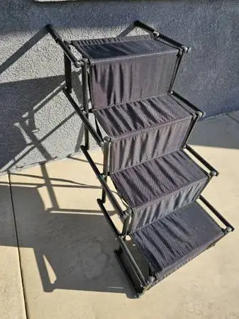 Dog stairs