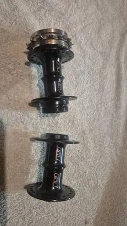 GT Mohawk Hubs with Dicta Freewheel