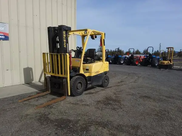 2021 Hyster H50FT Forklift, 5k Cap. triple stage, sideshift, 4th fun.