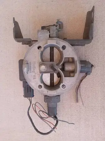Dodge V8 throttle body fits 5.2 and 5.9 engines from 1990 to 2003