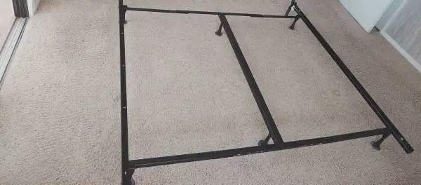 Adjustable King - Queen - Full - Twin Bed Frame, Great Condition