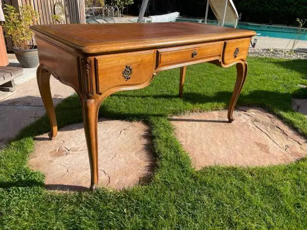 French Provincial Louis XV Carved walnut Wood table 3 drawers