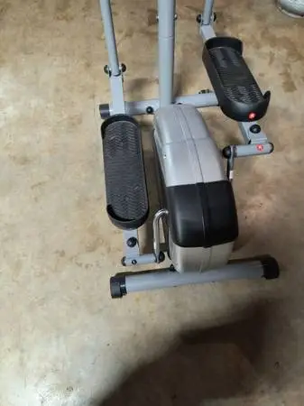 Sunny Health & Fitness Elliptical
