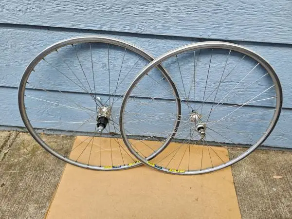 Mavic Reflex 700c Road Bike Wheels Campagnolo Hubs 8 Speed