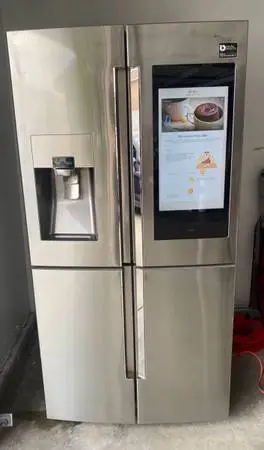 Refrigerator
