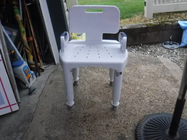 Shower Chair (like new condition)