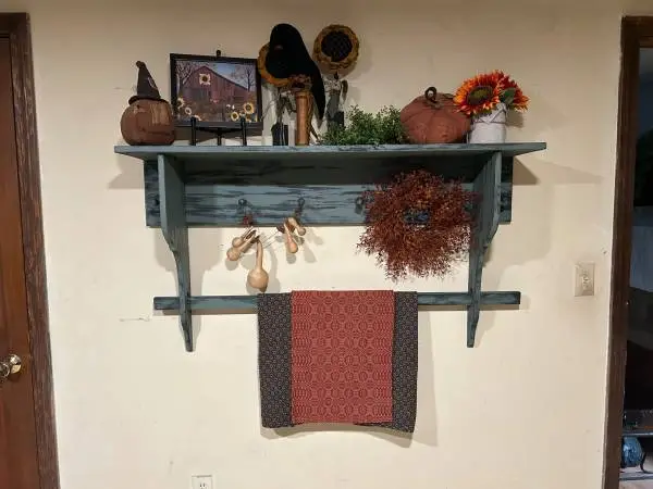 Primitive shelf /quilt rack