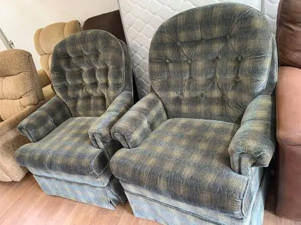 Matching Pair of Swivel Rockers in Great Condition
