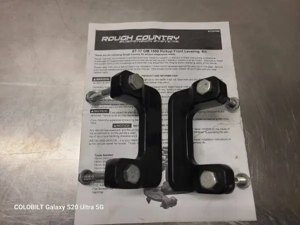 2007-2017 Chevrolet Silverado front leveling brackets