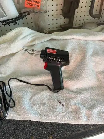 Soldering gun