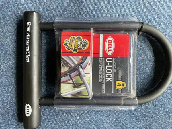 NEW Bell bike safety lock U bolt shackle with 2 keys