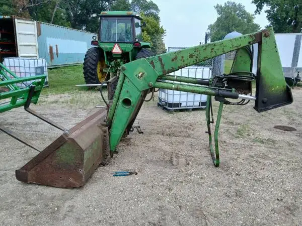 John Deere 148 Loader 7 Bucket with 4020 mounts