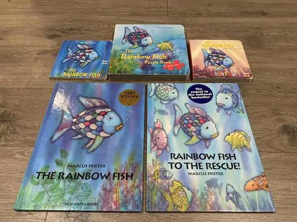 ♥ ♥ ♥ THE RAINBOW FISH by Marcus Pfister 5 Books