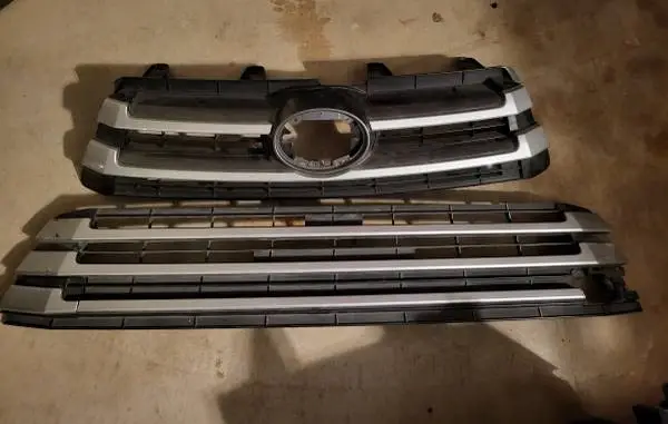 2017-2019 Toyota Highlander Front Grill and lower bumper grill